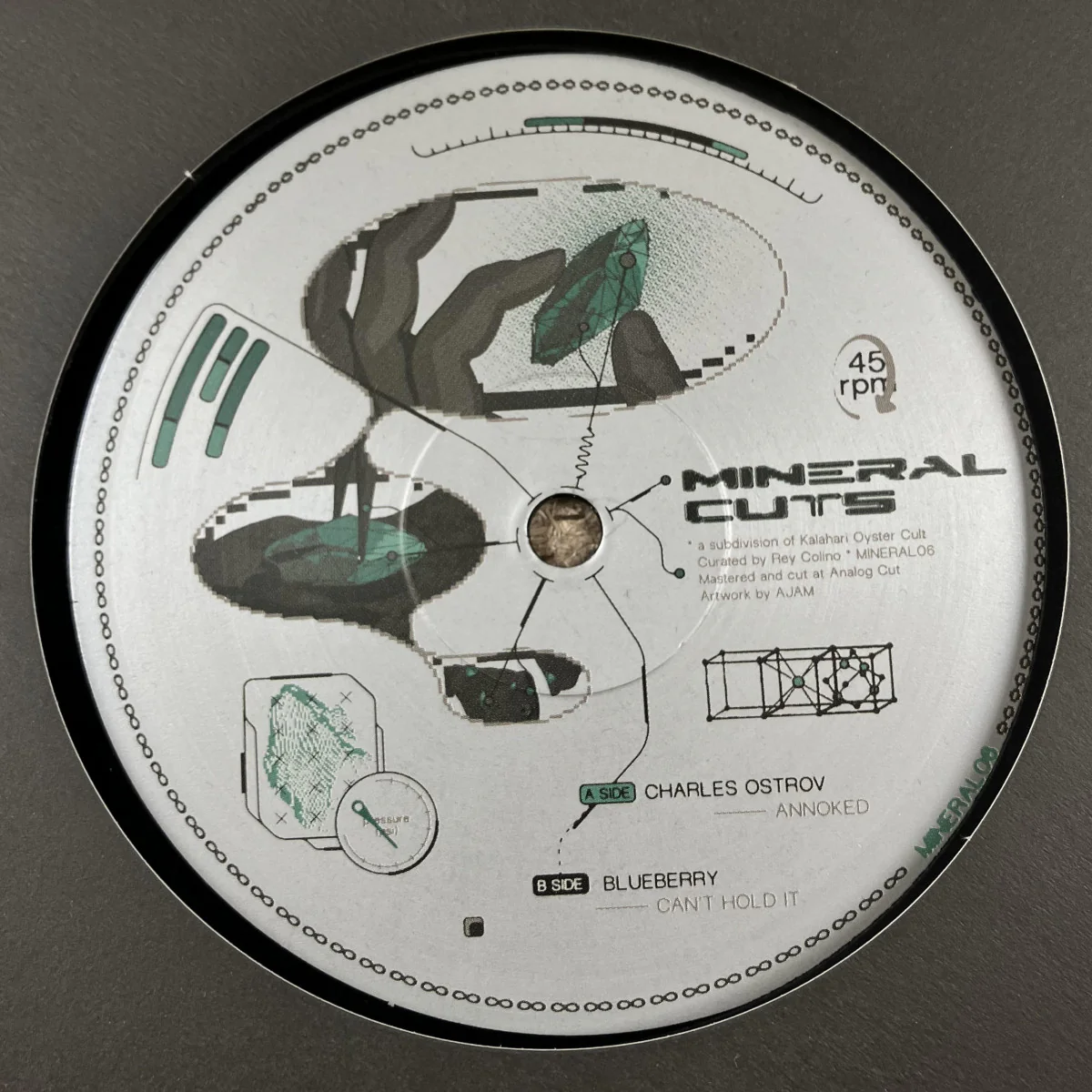 Charles Ostrov & Blueberry - MINERAL06