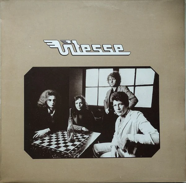 USED - Vitesse (2) - Vitesse